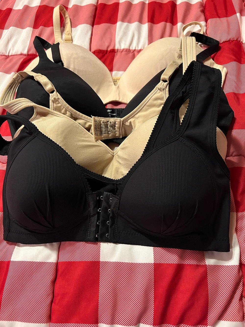 Bras - set of 4 - size 40B